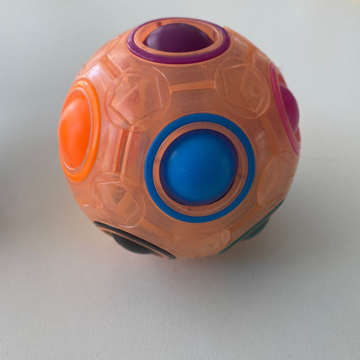 Picture of GLOW IN THE DARK COLOUR PUZZLE BALL PEACH